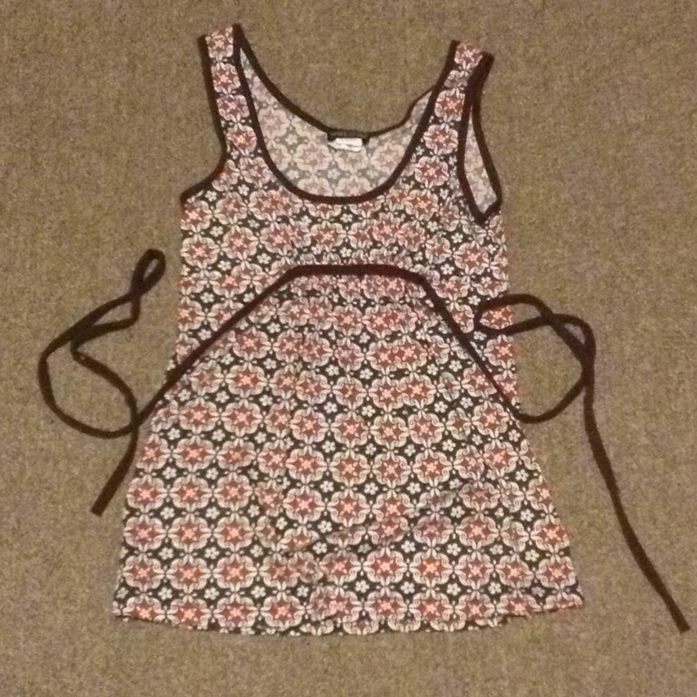 Wet Seal tie back tank top